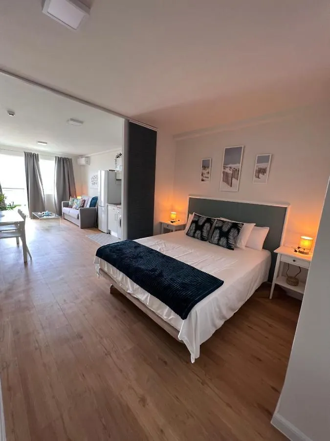 Apartamento Las Vistas contacts